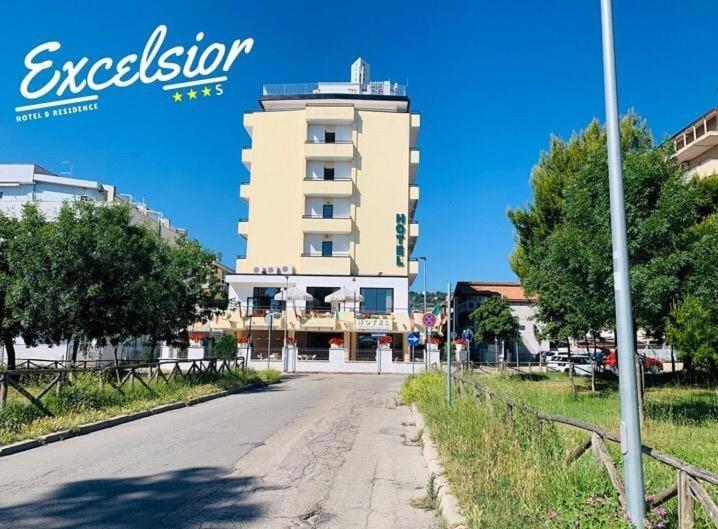 Hotel Excelsior Montesilvano Marina Esterno foto