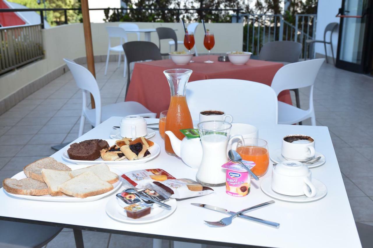 Hotel Excelsior Montesilvano Marina Esterno foto