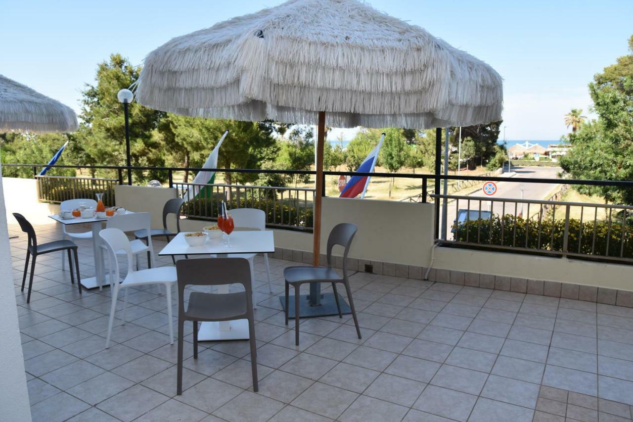 Hotel Excelsior Montesilvano Marina Esterno foto
