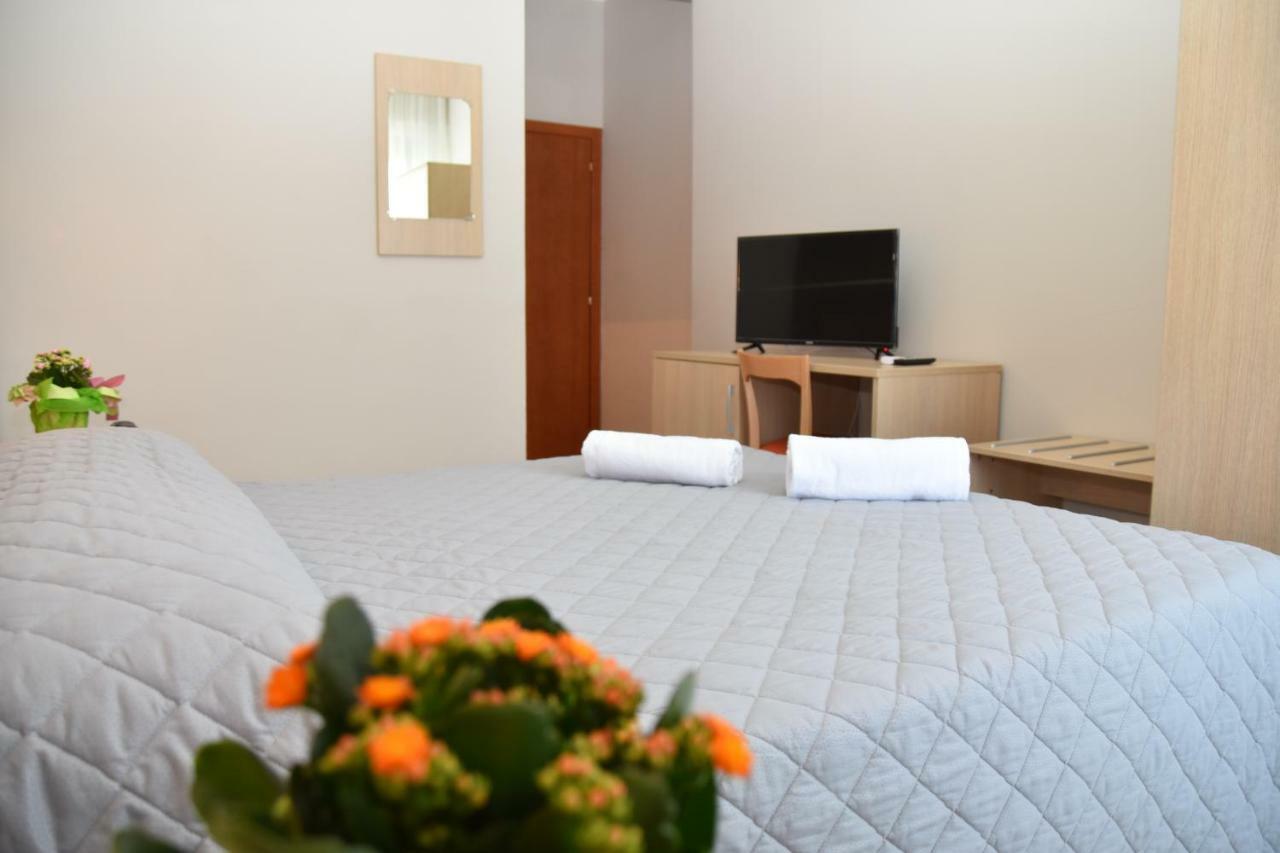 Hotel Excelsior Montesilvano Marina Esterno foto